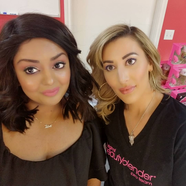 EXCLUSIVE BEAUTY BLENDER MASTERCLASS!